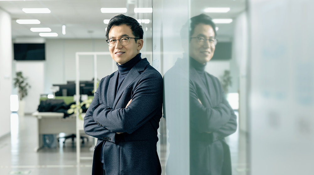 Lee encouraged employees to participate in growth programs, including SKHU's Job Certification Course