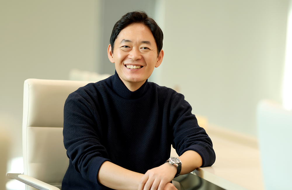Myoungsub Kim of Global Revolutionary Technology Center (RTC) Myoungsub Kim of Global Revolutionary Technology Center (RTC)