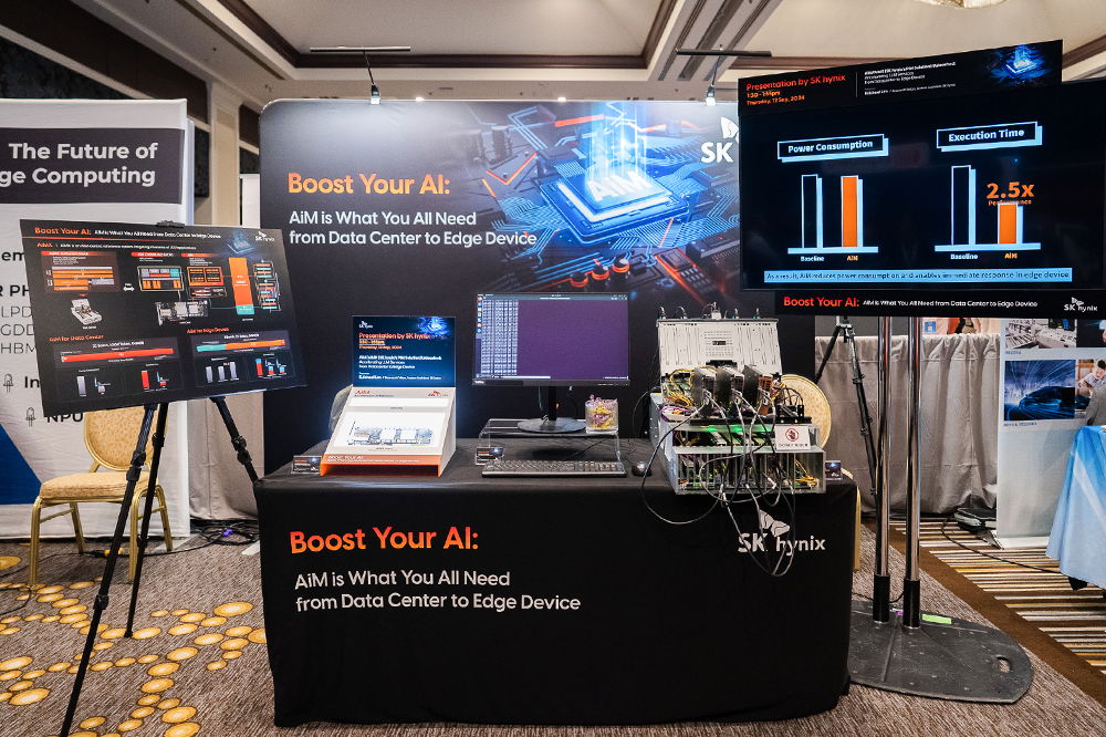 A glimpse of SK hynix’s booth at the AI Hardware & Edge AI Summit 2024 A glimpse of SK hynix’s booth at the AI Hardware & Edge AI Summit 2024