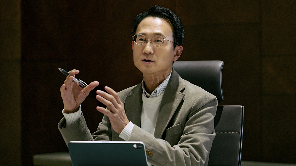 Choi has an instrumental role in the planning of SK hynix’s new manufacturing facility in Indiana