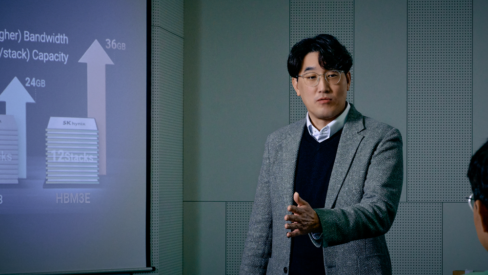 Kwon plans to use his previous experience in system semiconductors to advance HBM technology