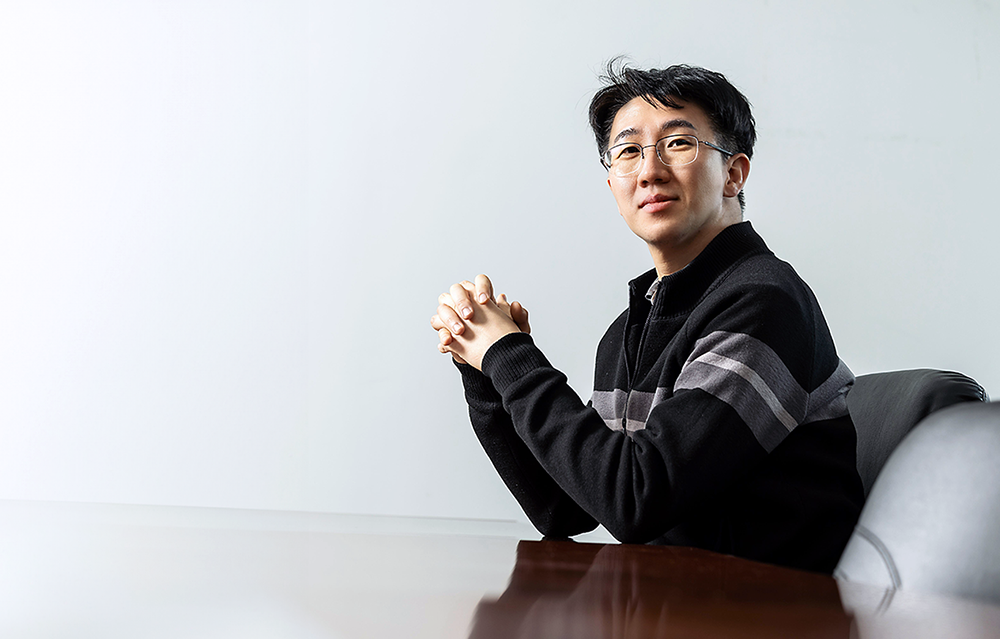 Vice President Hoyoung Son Targets SK hynix’s Evolution Into Total AI Memory Provider Through Advanced Packaging Tech