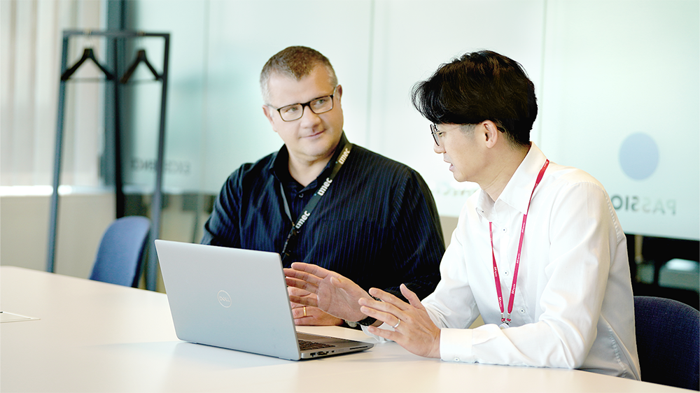 IMEC’s Technical Account Director Alessio Spessot and RTC’s Jaegil Lee discuss IMEC’s work