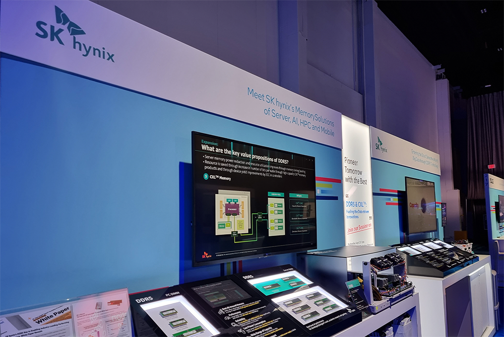 SK hynix’s booth at Intel Innovation 2023